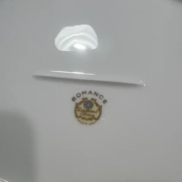 ROMANCE‎ JAPAN DIAMOND CHINA WHITE ROSES PLATINUM TRIM PLATTER 12 1/4 - Picture 3 of 6
